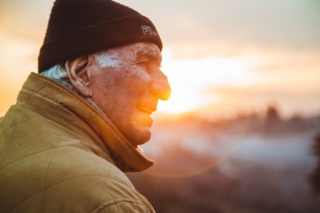 0856 TM Image Generic MFI People Male Sun Old Unsplash Free 5386 3591